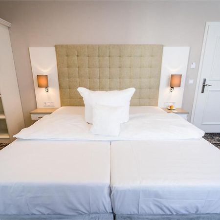 Schlosshotel Bad Neustadt Bad Neustadt an der Saale Ngoại thất bức ảnh