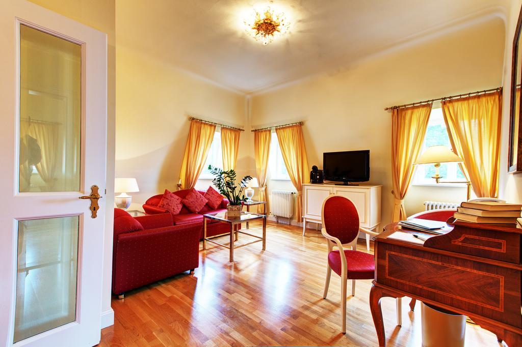 Schlosshotel Bad Neustadt Bad Neustadt an der Saale Ngoại thất bức ảnh