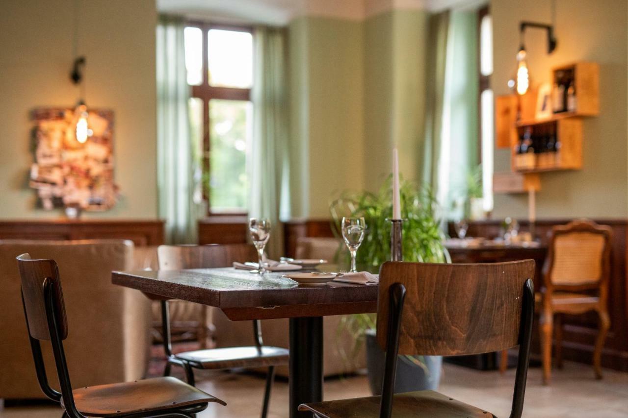 Schlosshotel Bad Neustadt Bad Neustadt an der Saale Ngoại thất bức ảnh